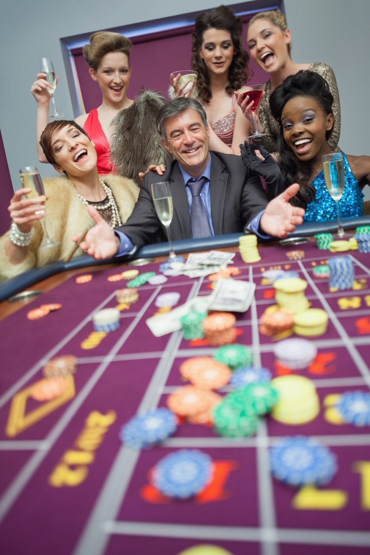 Dashboard referral mpo007 menampilkan kode referral, statistik rujukan, dan komisi yang dikumpulkan